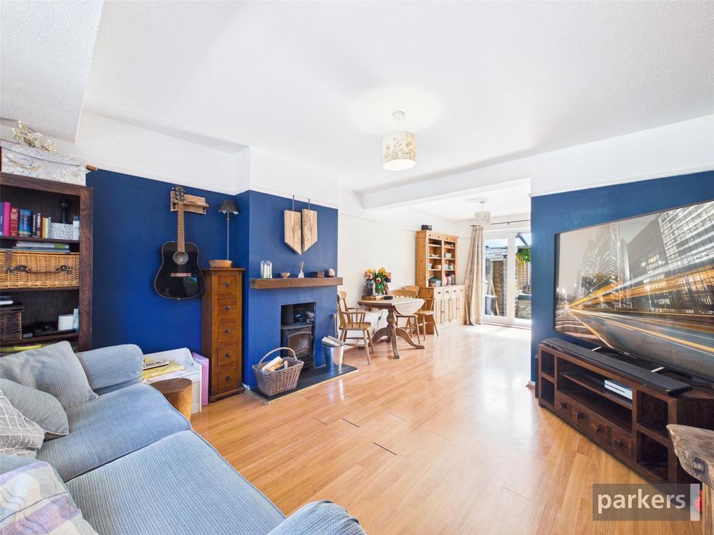 Redhatch Drive, Reading RG6 - View 3