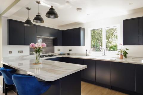 3 bedroom link detached house for sale, Chanctonbury Road, Rustington BN16