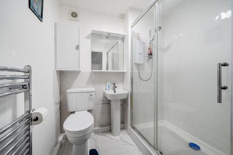 2 bedroom apartment for sale, Moorend Park Road, Gloucestershire GL53