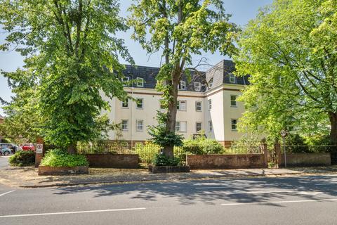 2 bedroom apartment for sale, Moorend Park Road, Gloucestershire GL53