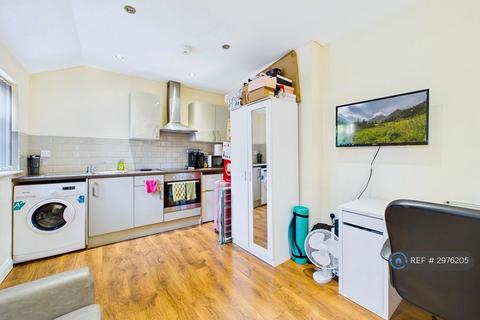 Studio to rent, Victoria Avenue, Leicester, LE2
