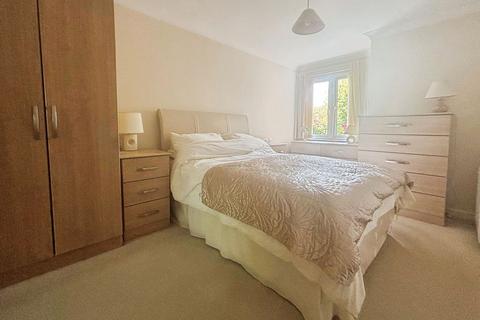 1 bedroom retirement property for sale, Hollyfield Road, Sutton Coldfield