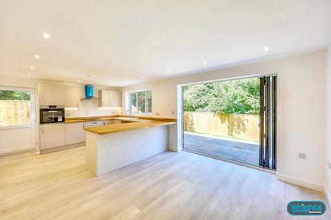 3 bedroom detached house for sale, Murray Walk, Melksham