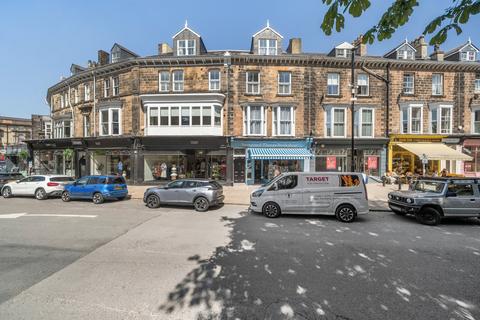 1 bed flat/apartment for rent in Montpellier Parade, Harrogate, Yorkshire, HG1