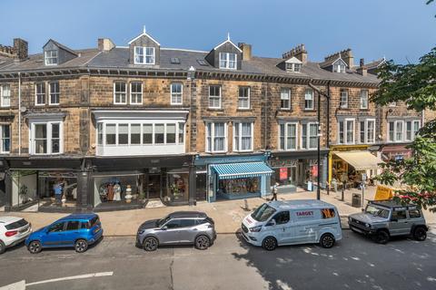 2 bed flat/apartment for rent in Montpellier Parade, Harrogate, North Yorkshire, HG1