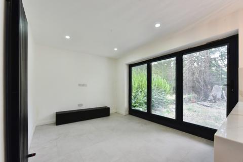 4 bedroom semi-detached house for sale, Greenwood Crescent, Sheffield, South Yorkshire, S9