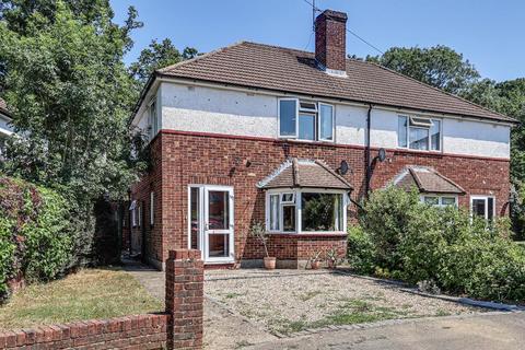 Harewood Gardens, Sanderstead, CR2 9BW