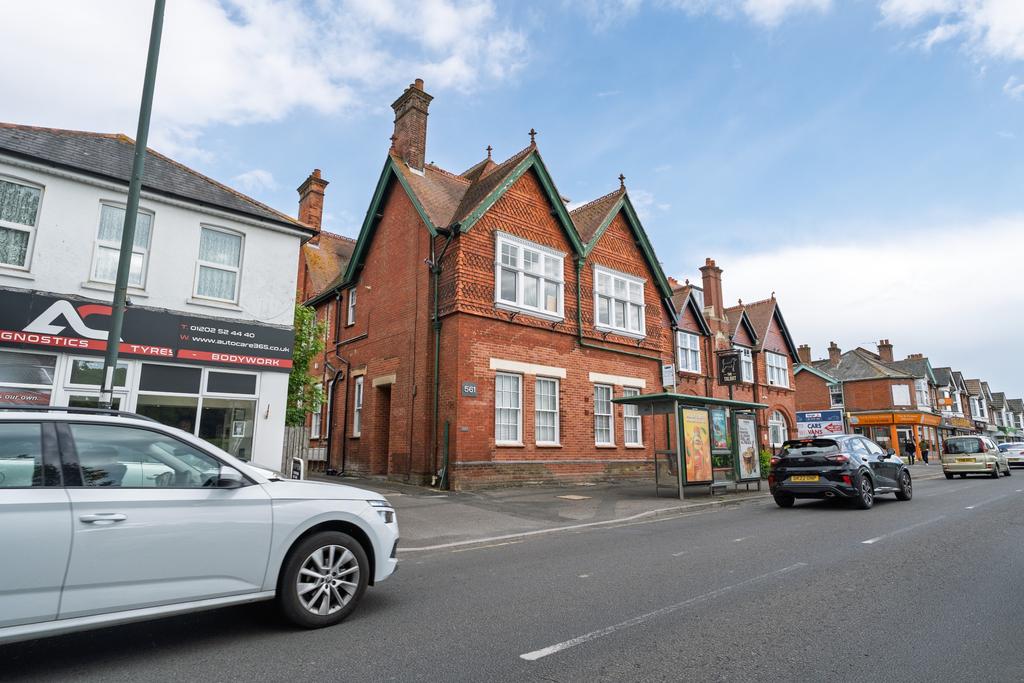 Wimborne Road, Bournemouth, Bournemouth