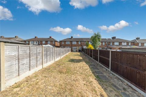 3 bedroom terraced house to rent, Chesford Road, Bedfordshire LU2
