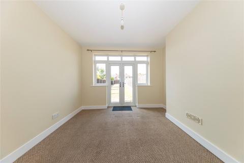 3 bedroom terraced house to rent, Chesford Road, Bedfordshire LU2
