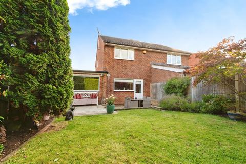 Tudor Walk, Leatherhead, Surrey, KT22