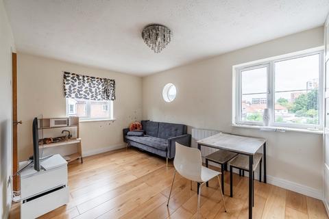 Tylers Court, Vicars Bridge Close, Wembley, Middlesex, HA0