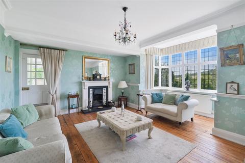 6 bedroom detached house for sale, Chipstead
