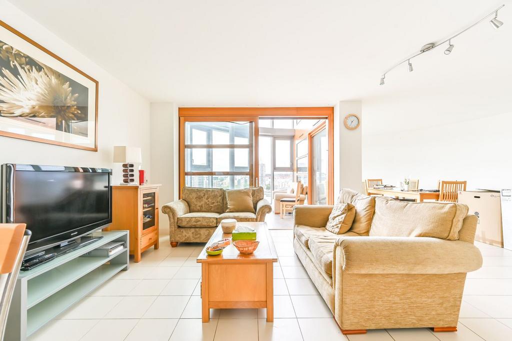 Apartment in London - View 5