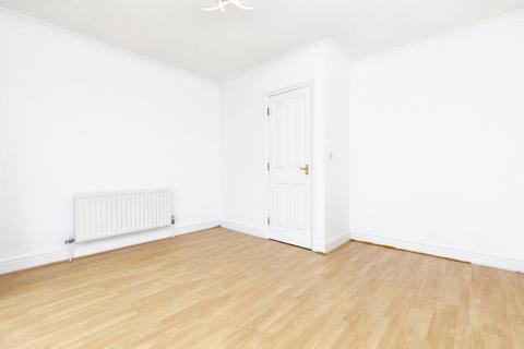 4 bedroom terraced house for sale, Hall Road, Rochester ME1