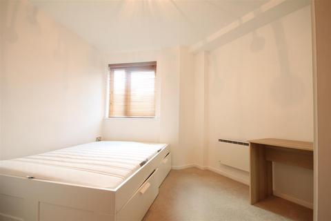 2 bedroom apartment to rent, The Printworks, City Centre