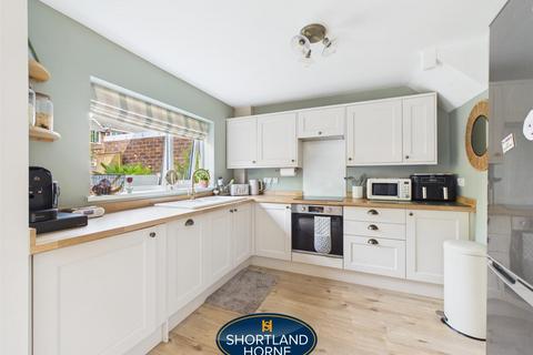 3 bedroom end of terrace house for sale, Milner Crescent, Potters Green, Coventry, CV2 2FD