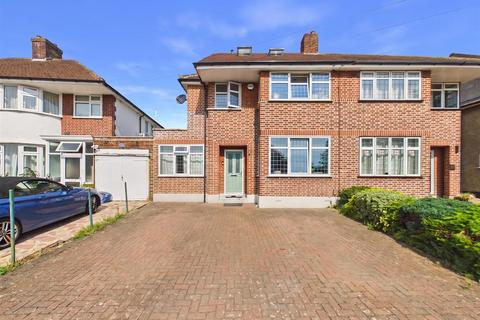 Greencroft Avenue, Ruislip HA4