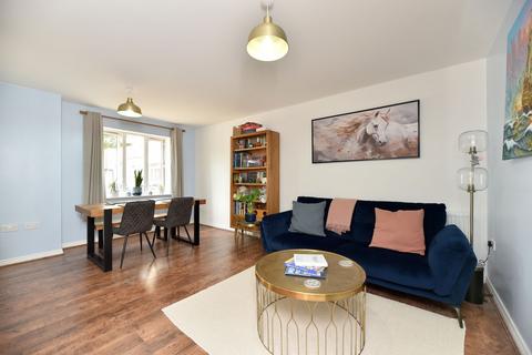2 bedroom apartment for sale, Sullivan Court, Biggleswade SG18