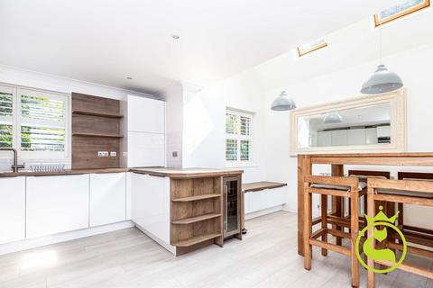 2 bedroom flat for sale, Alton Road, Poole BH14