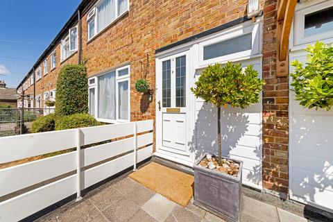 Farningham Road, Caterham CR3