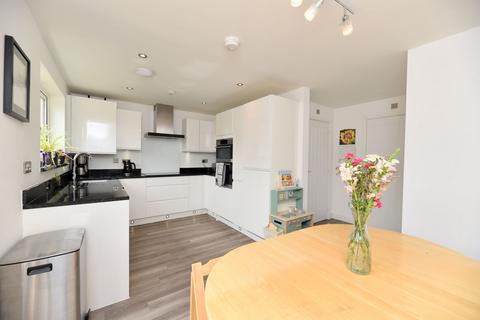 4 bedroom semi-detached house for sale, Hollyhock Way, Biggleswade SG18