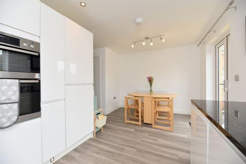4 bedroom semi-detached house for sale, Hollyhock Way, Biggleswade SG18