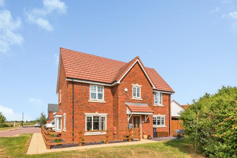 3 bedroom semi-detached house for sale, Kinsley Close, Tadpole Garden Village, Swindon