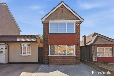 Claremont Road, Hornchurch, RM11