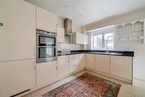 2 bedroom retirement property for sale, Hooke Court, Liphook, Hampshire, GU30