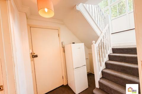 2 bedroom flat to rent, Salisbury Road, Barking, Essex, IG11 9XW, UK