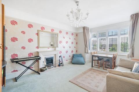 4 bedroom detached house for sale, Hampton Grove, Epsom