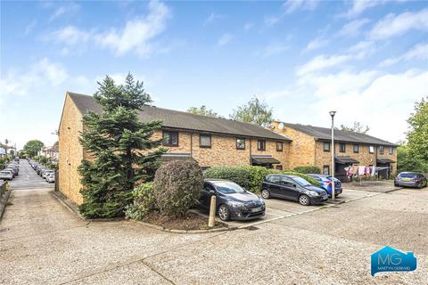 Puller Road, High Barnet, London, EN5