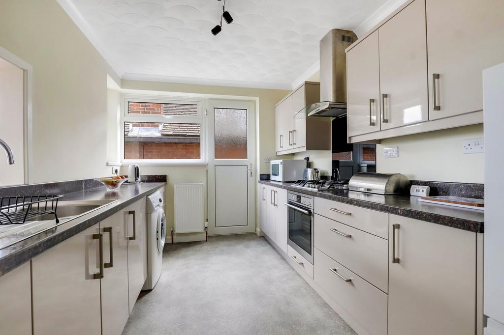 House in Nottingham, Nottinghamshire - View 3