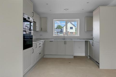 undefined, Long Close, Barnstaple EX32