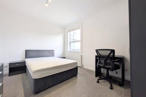 undefined, West Hendon Broadway, London NW9