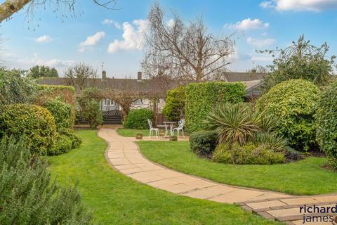 4 bedroom detached house for sale, Church Walk South, Rodbourne Cheney SN2