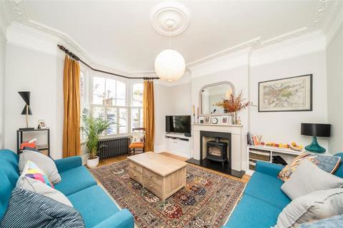 4 bedroom house for sale, Effingham Road, London SE12