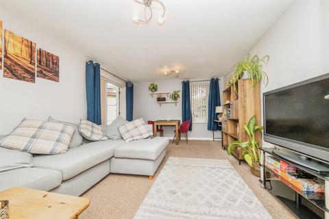 2 bedroom apartment for sale, Downham Boulevard, IPSWICH