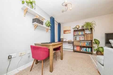 2 bedroom apartment for sale, Downham Boulevard, IPSWICH