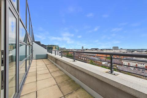 2 bedroom apartment for sale, Bath Lane, Newcastle Upon Tyne