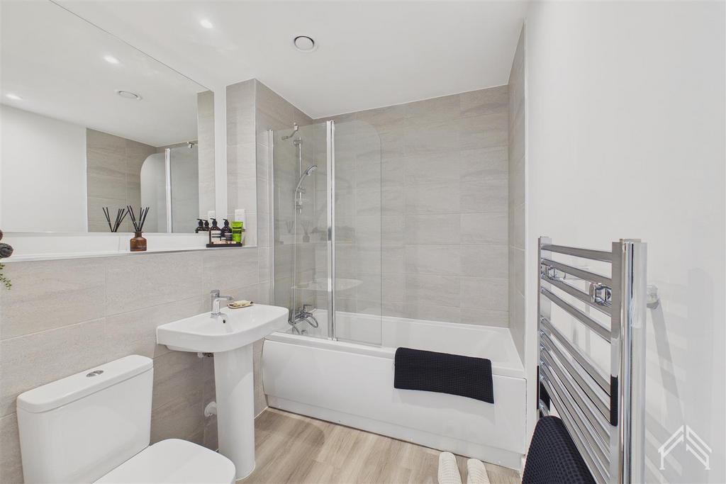 Pemberton House, Sherborne Place B16 - View 4