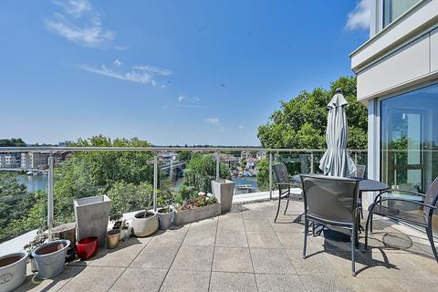 3 bedroom flat for sale, Admiralty Building, Kingston, Kingston upon Thames, KT2
