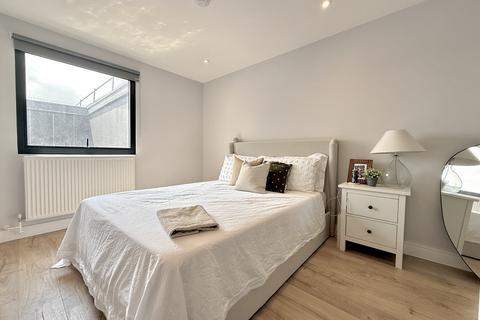 2 bedroom apartment to rent, Romney Place, MAIDSTONE, ME15
