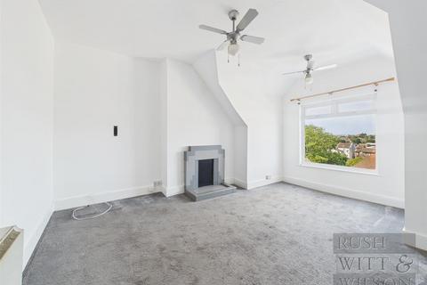 2 bedroom flat for sale, Amherst Road, Bexhill-On-Sea