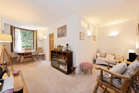 Portsmouth Road, Esher, Surrey, KT10