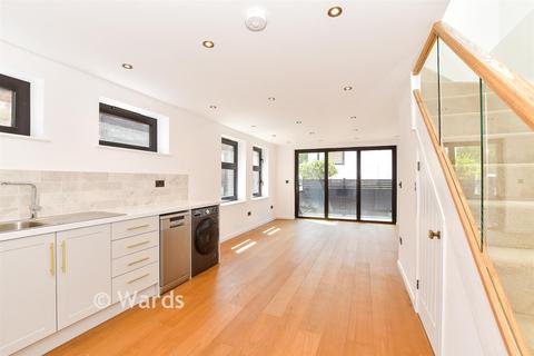2 bedroom detached house for sale, Stone Street, Cranbrook TN17