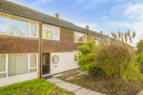 3 bedroom terraced house to rent, Albany Court, Stapleford, NG9 8LB