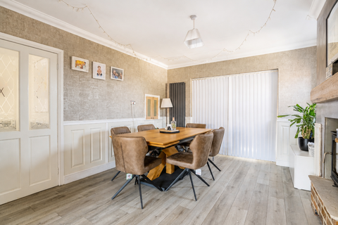 5 bedroom detached house for sale, Langholme Drive, York