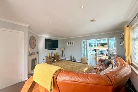 3 bedroom bungalow for sale, Beechwood Road, Portishead, Bristol, Somerset, BS20